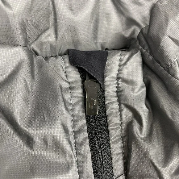 Peak Performance Alum Vest Mens Size XXL Grey Black Hybrid Hooded Puffer Running - Picture 4 of 14